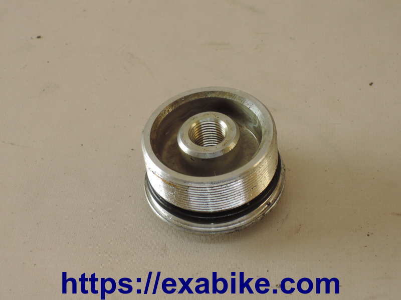 fork tube cap Honda VFR 750 - photo 2