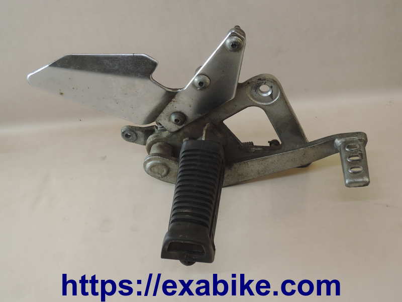right footrest plate Suzuki GS500F - photo 1