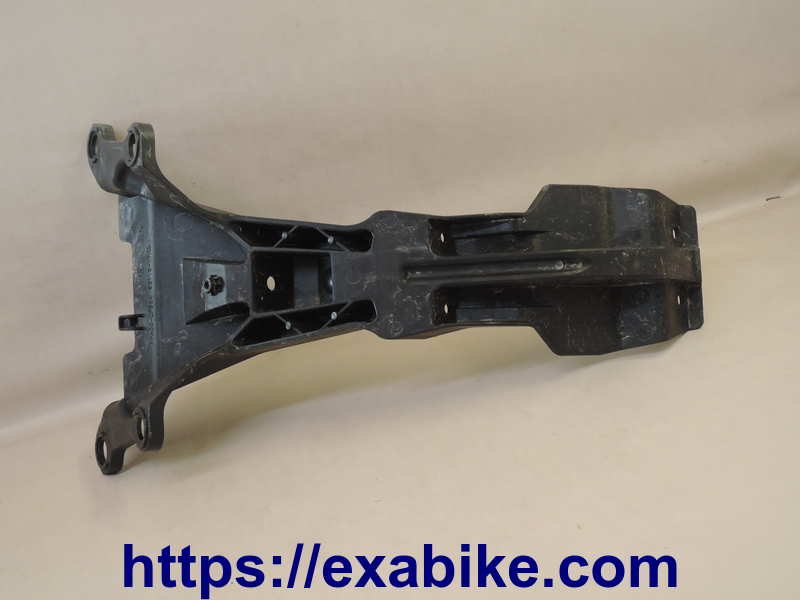 rear fender inner cowl Suzuki GSXR 1000 - photo 2