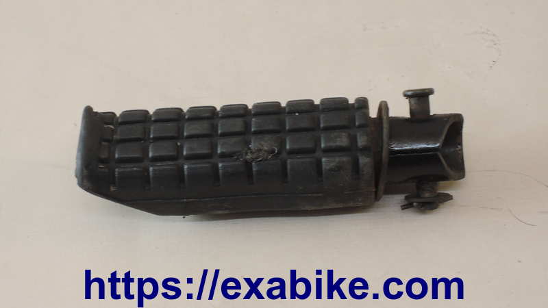 rear left footrest Honda CBR1000F - photo 1