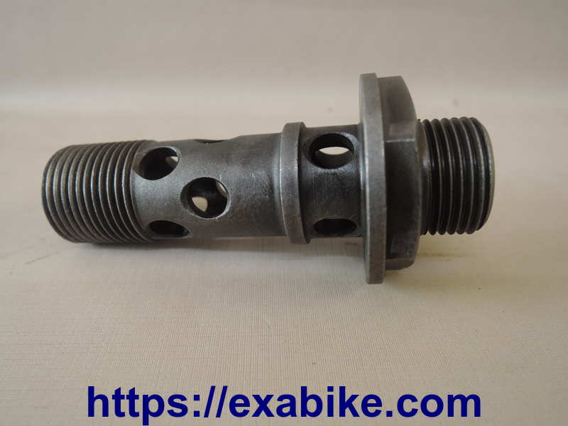 oil cooler bolt Honda CBR 900 - photo 1