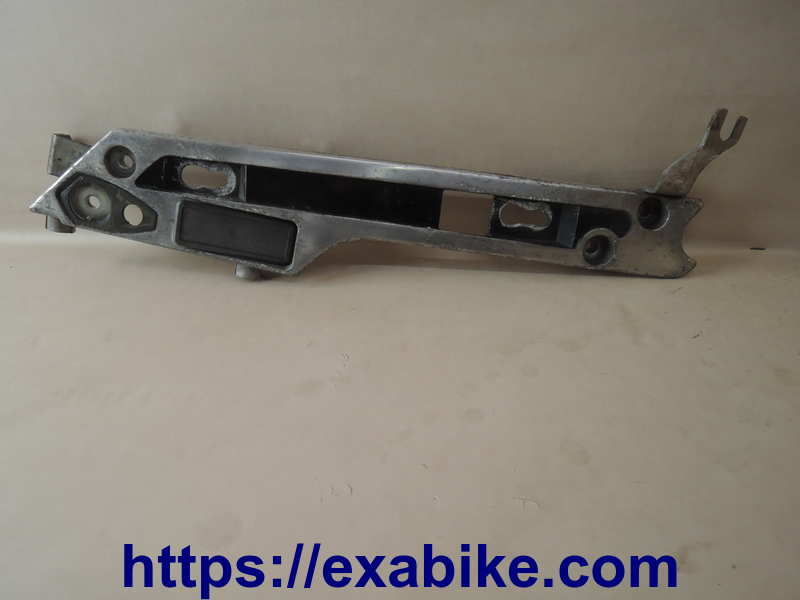platine repose-pied Yamaha XVZ 1200 Venture - photo 1