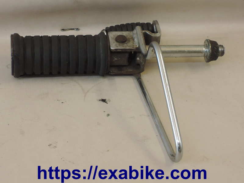 repose-pied arrière gauche Kawasaki KLR 250 - photo 1