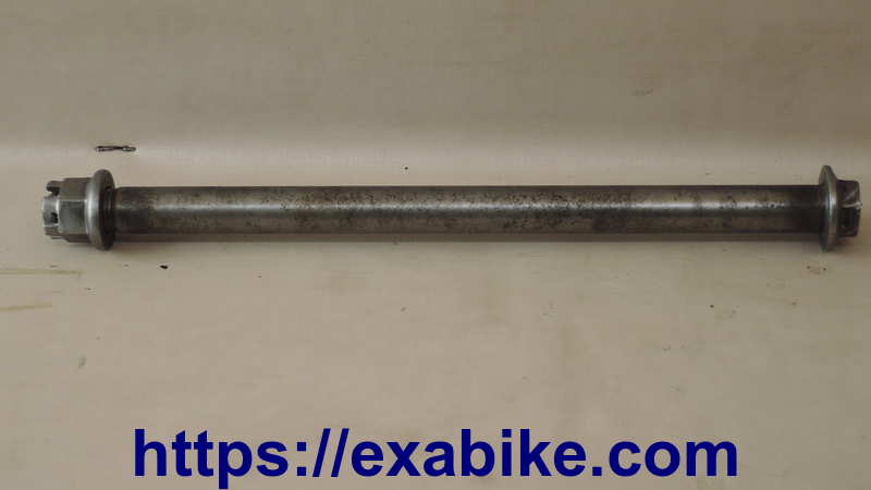 rear wheel axle Honda CB125 Twin - photo 1