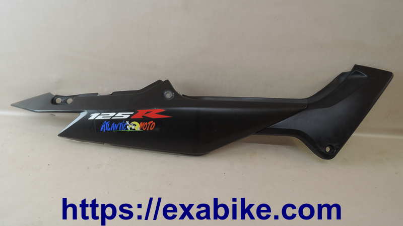 rear right cowling Honda CBR 125 - photo 1