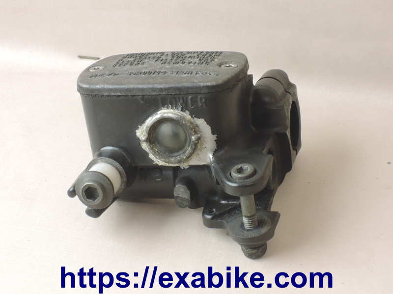 rear master cylinder Yamaha XP 500 T-MAX - photo 2
