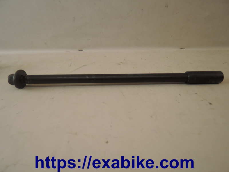rear wheel axle Yamaha XP 500 T-MAX - photo 1