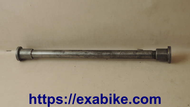 rear wheel axle Kawasaki GPZ 900 Ninja - photo 1