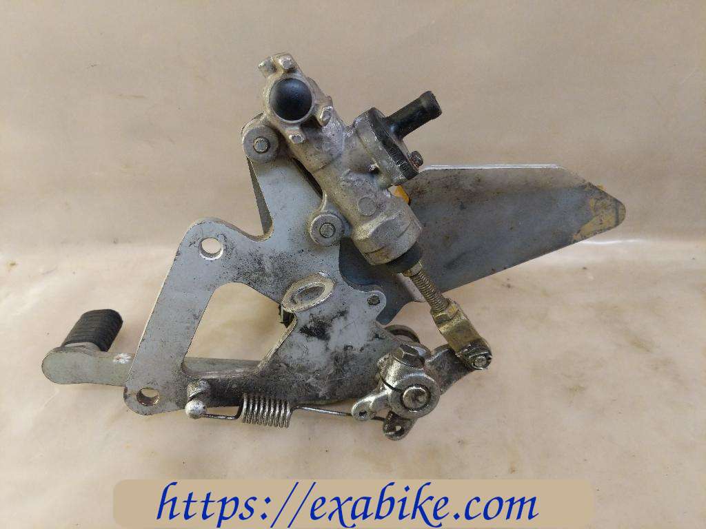 right older step Suzuki GSE 500 - photo 2