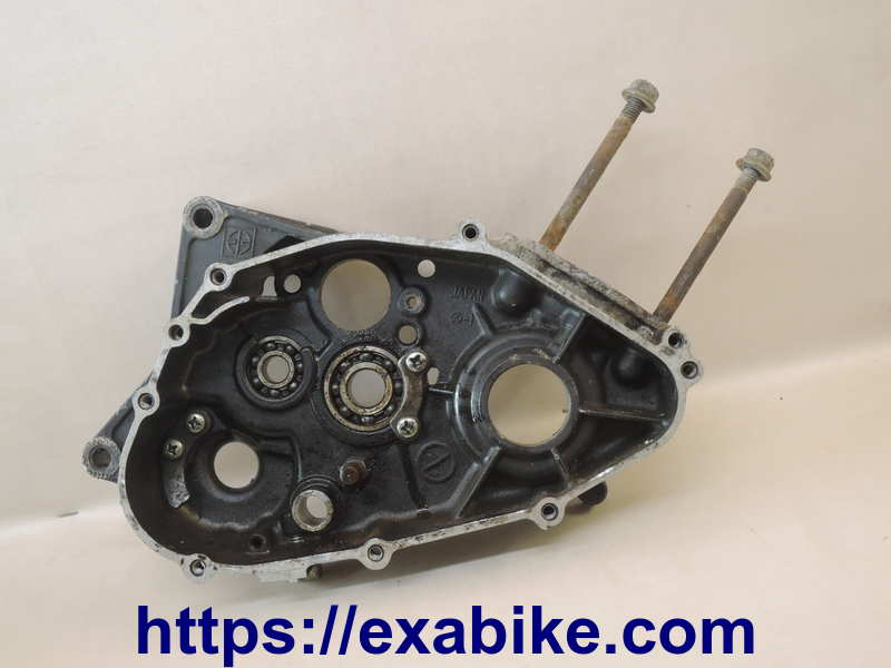 carter moteur droit Kawasaki AR 80 - photo 1