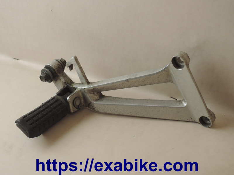 footpeg, rear right Honda CBR 125 - photo 1