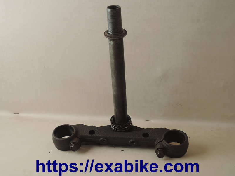 té de fourche inférieur Daelim VJ 125 Roadwin - photo 1