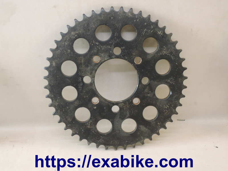 final sprocket Suzuki RG 80 - photo 1