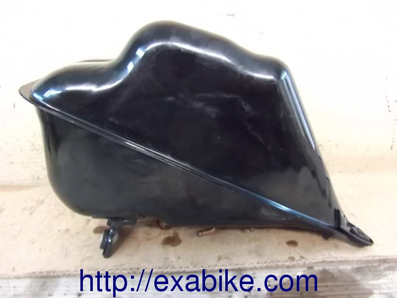 fuel tank Honda ST 1300 Pan European - photo 2
