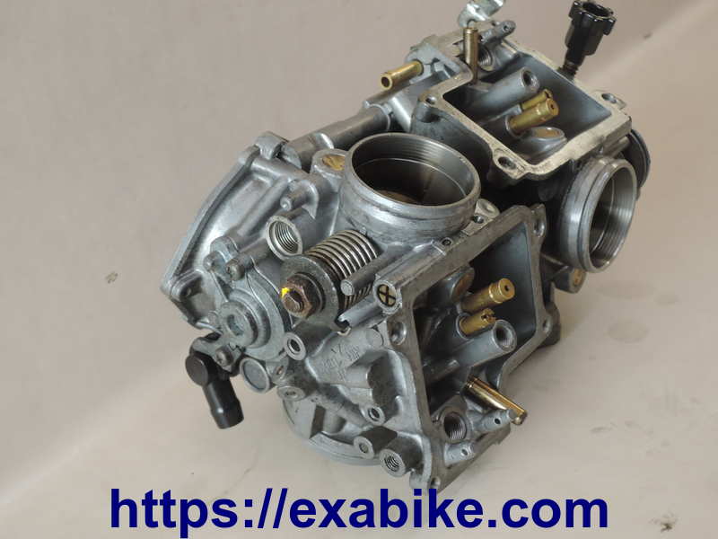 corps de carburateurs Honda NTV 650 REVERE - photo 4