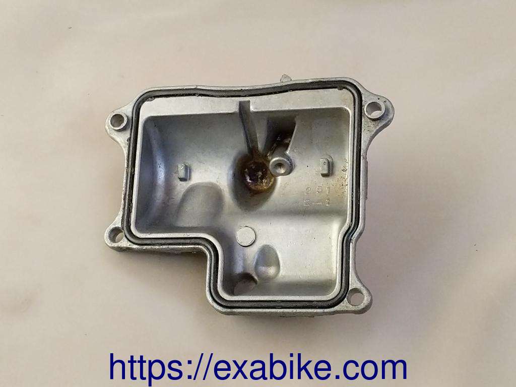 carburetor float chamber Honda Deauville 650 - photo 2