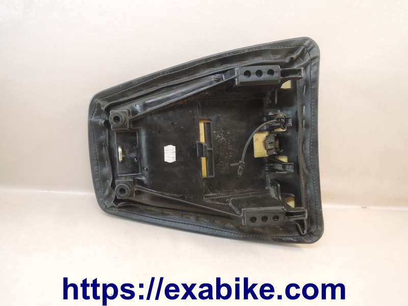 rear seat Honda CBF500 - photo 3