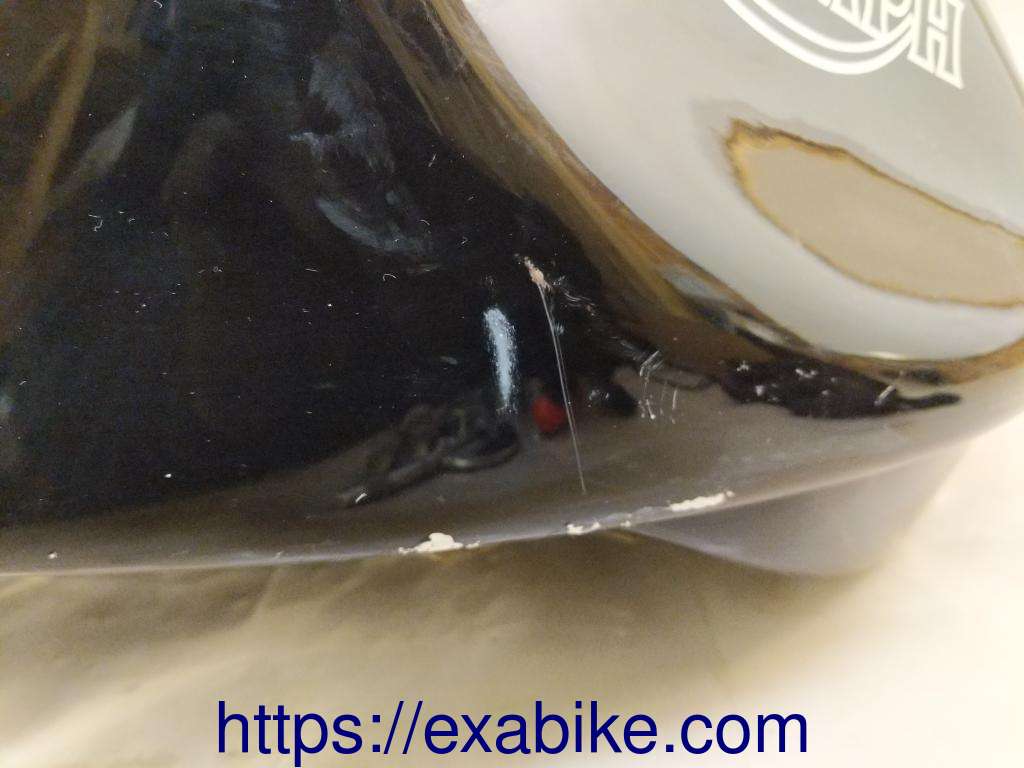 fuel tank Triumph Sprint ST 900 - photo 4