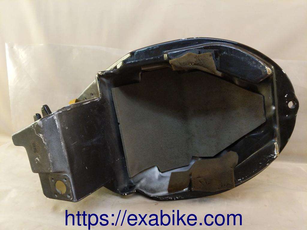 fuel tank Triumph Sprint ST 900 - photo 5