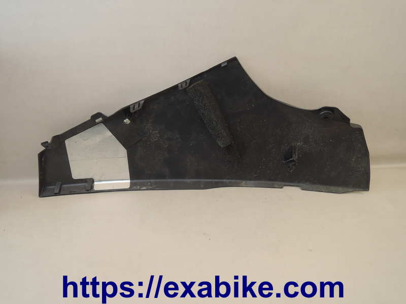 lower cowl, right Suzuki GSXR 1000 - photo 2
