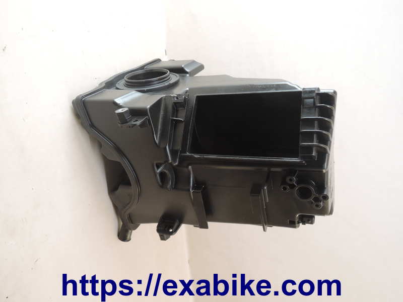 air cleaner case BMW R1200RT - photo 4