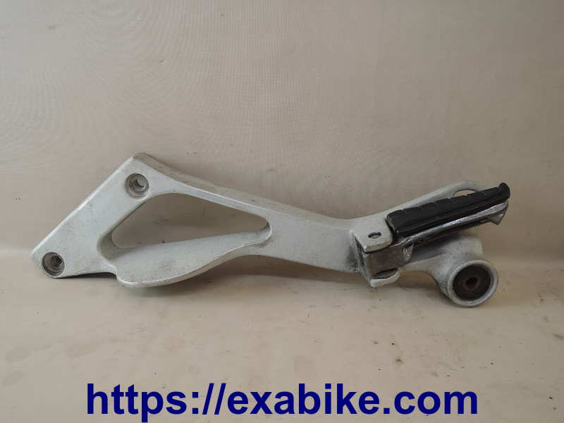 rear left older step with footrest Yamaha TDM 850 - photo 1