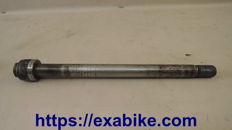 front wheel axle Yamaha TDM 850 - photo 1