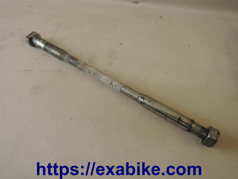 axe de bras oscillant Yamaha TDM 850 - photo 1