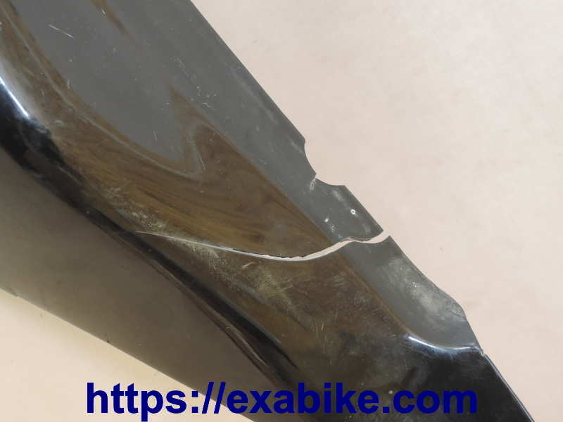 rear right cowling Suzuki RGV 250 - photo 2