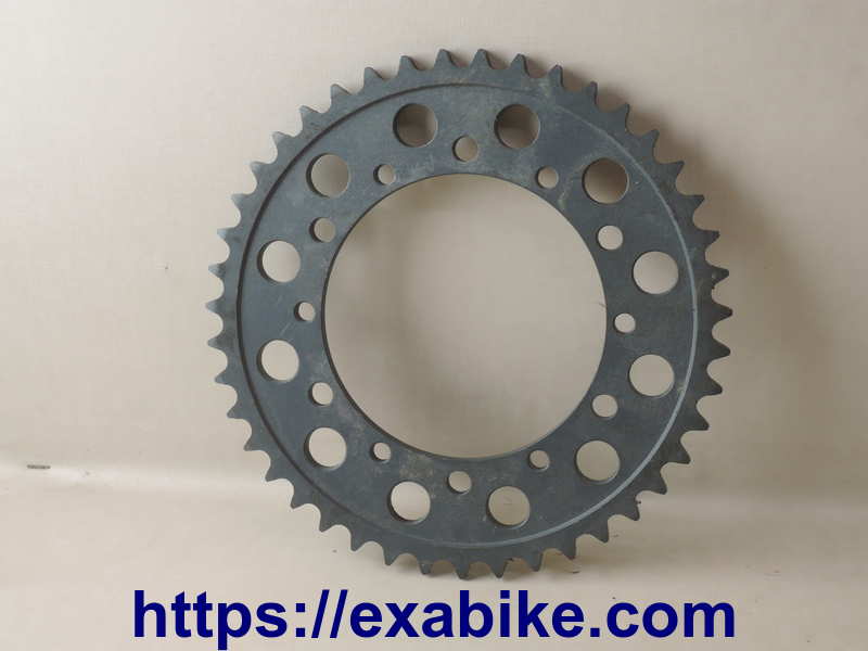 rear sprocket Kawasaki ZZR 600 - photo 1