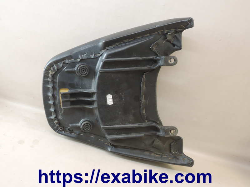 rear seat Yamaha 125 Majesty - photo 2