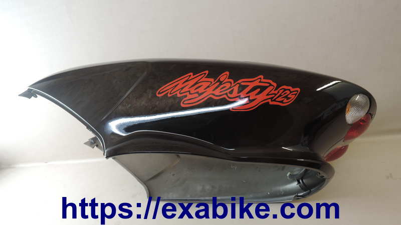 rear cowling Yamaha 125 Majesty - photo 1