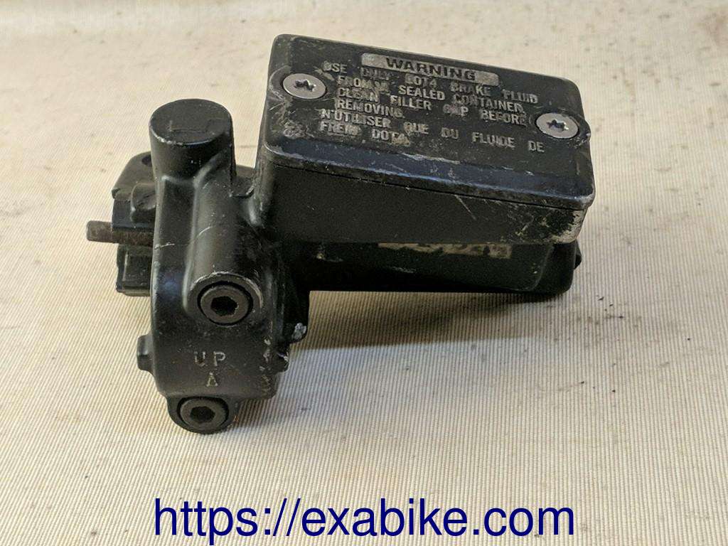 clutch master cylinder Kawasaki 1000 RX - photo 1