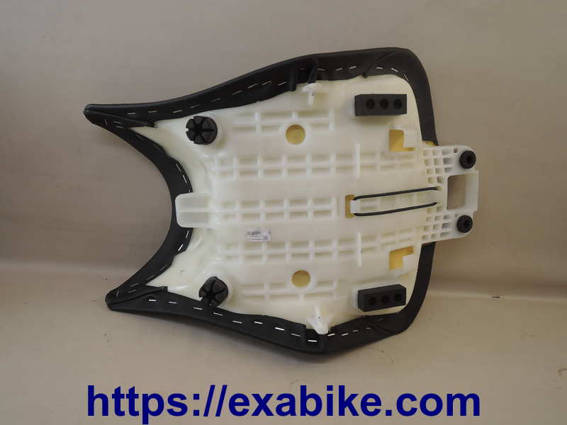 driver seat Honda CBR500R - photo 3