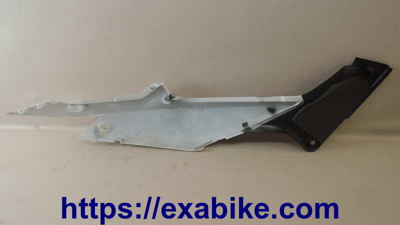 flanc arrière gauche Honda CBR 125 - photo 2