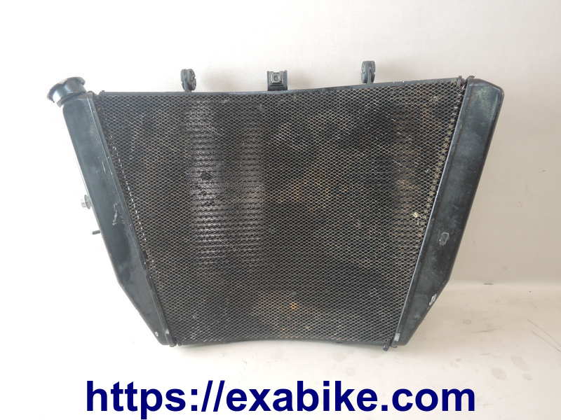 radiateur à eau Suzuki GSXR 1000 - photo 1