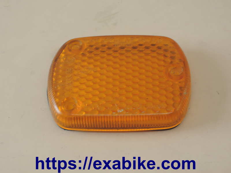 turn signal lens Honda VT500C - photo 1