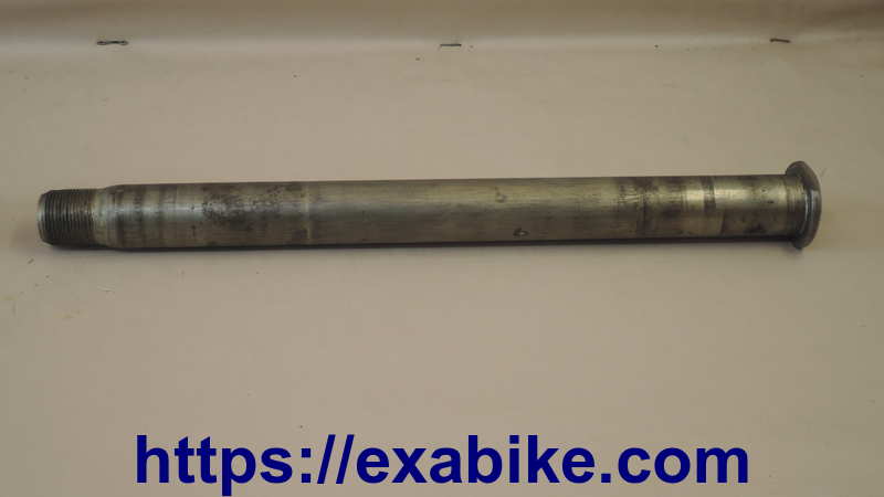 rear wheel axle Suzuki GSXR 1300 Hayabusa - photo 1