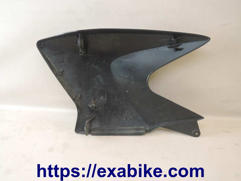 joue droite Yamaha YBR 125 - photo 2