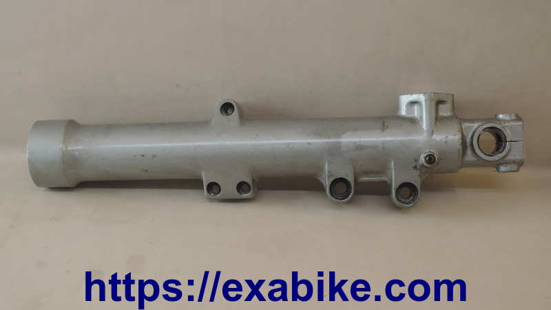 lower fork case, right Kawasaki GPZ 900 Ninja - photo 1