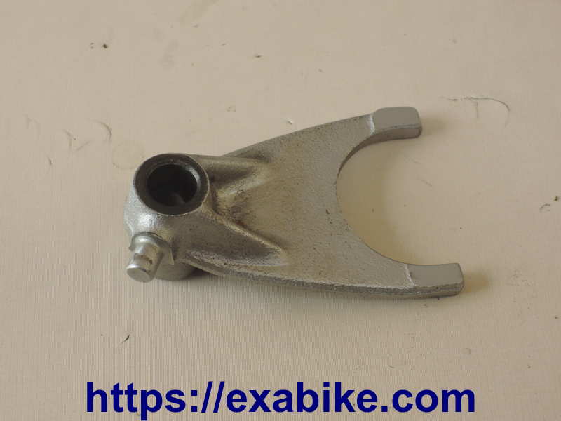 gearbox fork Suzuki DR 600 - photo 2