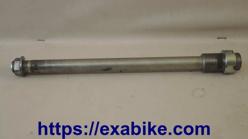 axe de bras oscillant Kawasaki Z 750 - photo 1