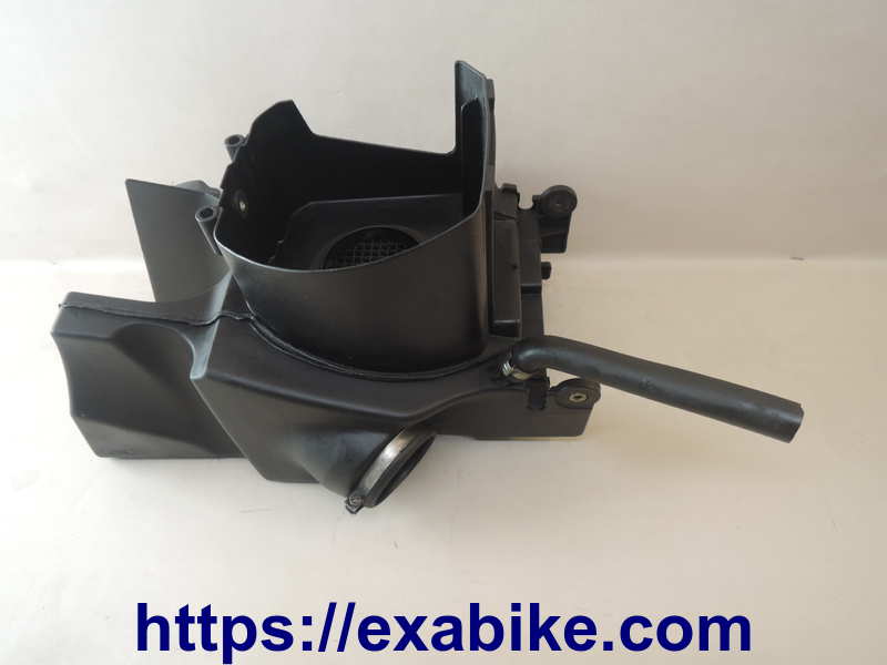air cleaner case BMW R1150RS - photo 2