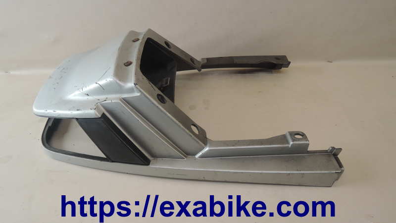 rear seat cowl Yamaha XJ 750 Seca - photo 2