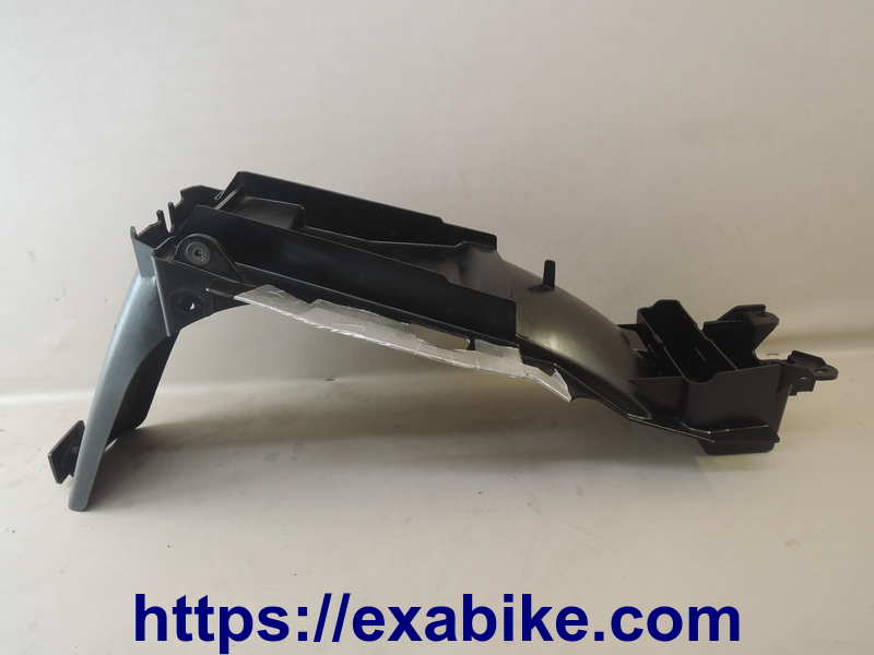 garde-boue arrière Yamaha TDR 125 - photo 1