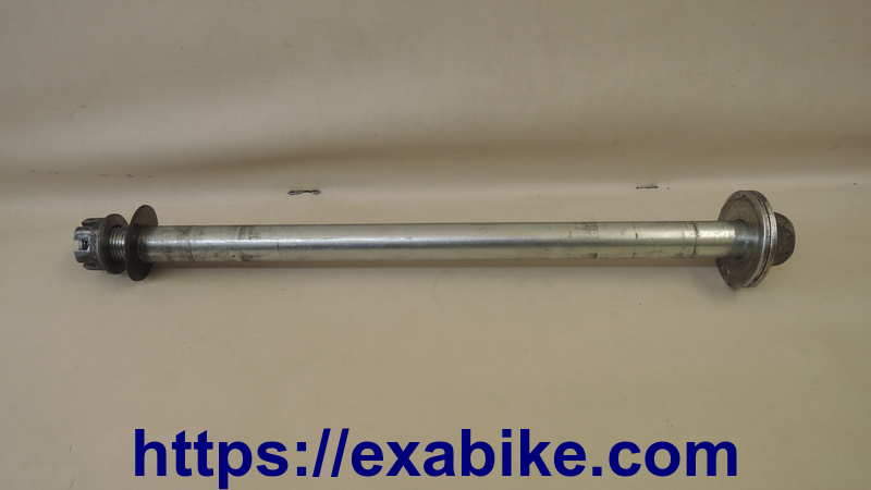 rear wheel axle Yamaha TDR 125 - photo 1
