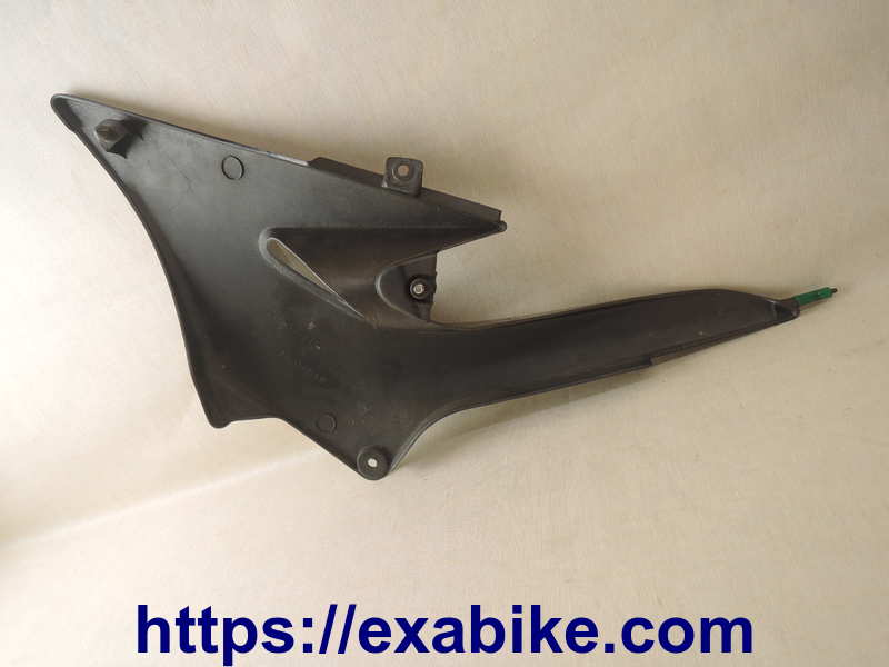 cache latéral droit Kawasaki ZR-7 - photo 2