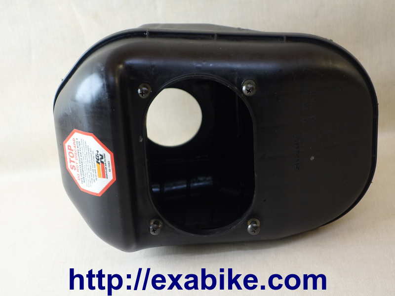 air cleaner case Suzuki SV 650 - photo 2