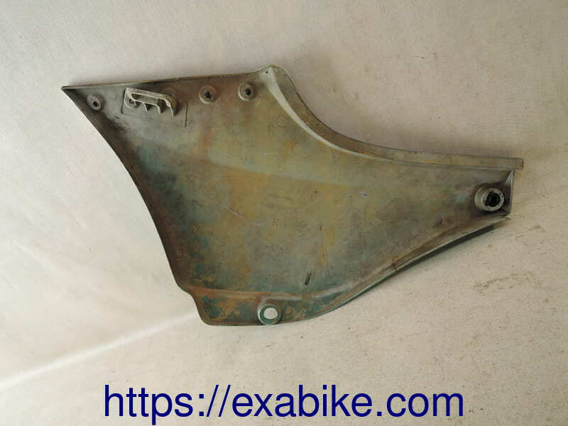 cache latéral droit Kawasaki GPZ 750 ZX - photo 2