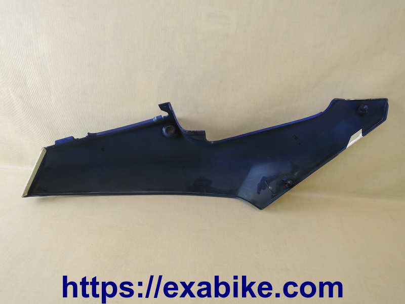 left rear cowl Suzuki RGV 250 - photo 3